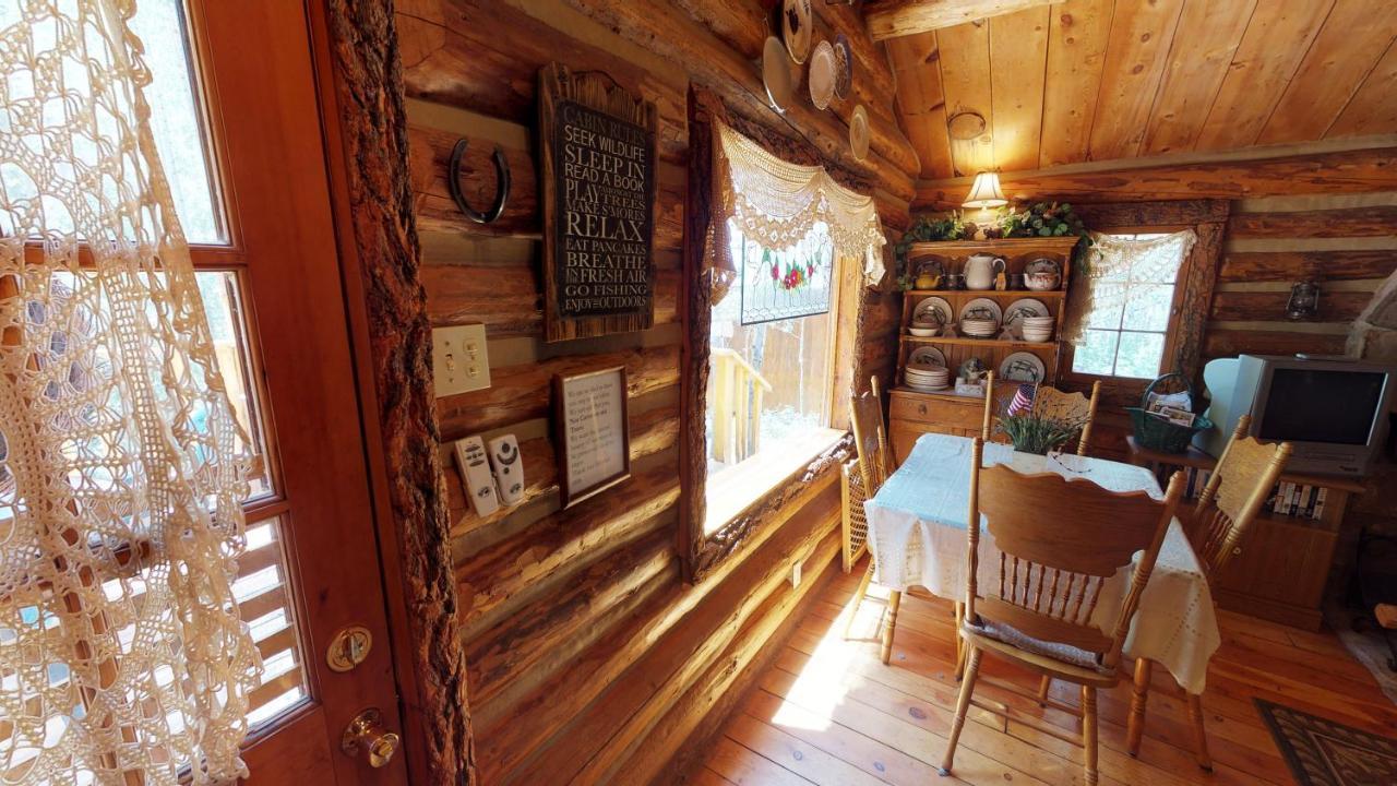 Cabin By The Creek With High Speed Wifi Red River Εξωτερικό φωτογραφία