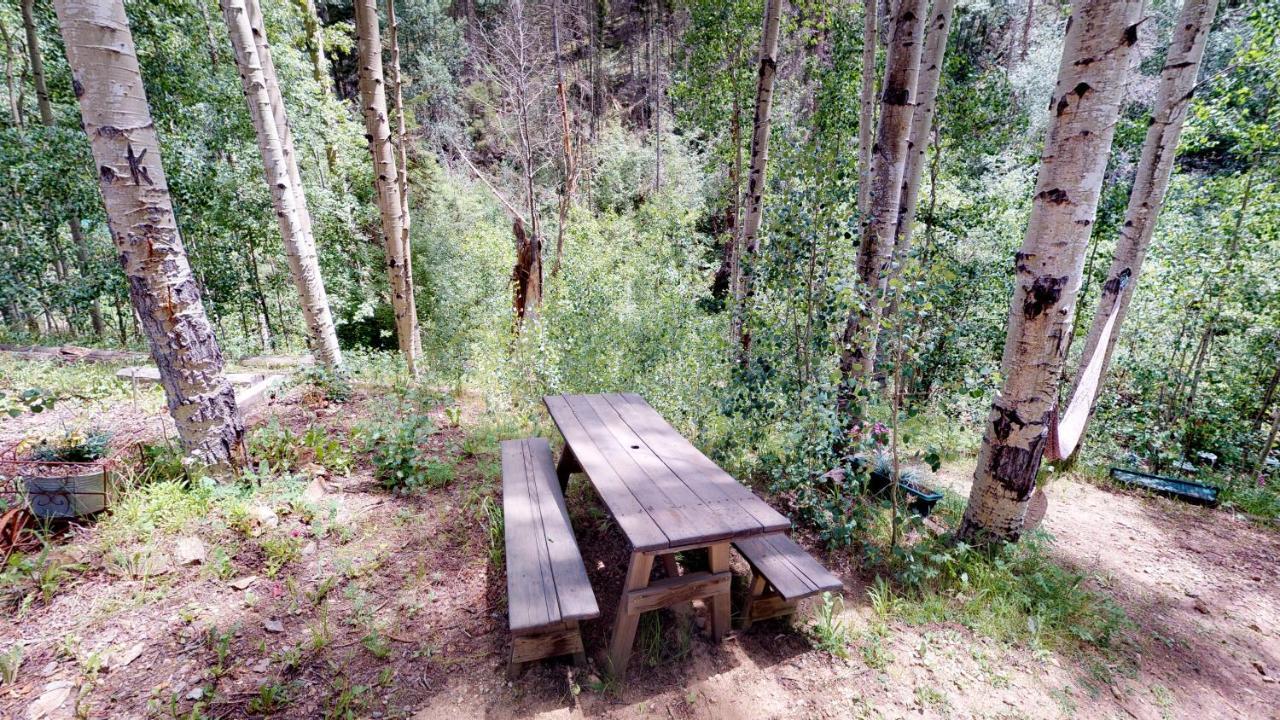Cabin By The Creek With High Speed Wifi Red River Εξωτερικό φωτογραφία